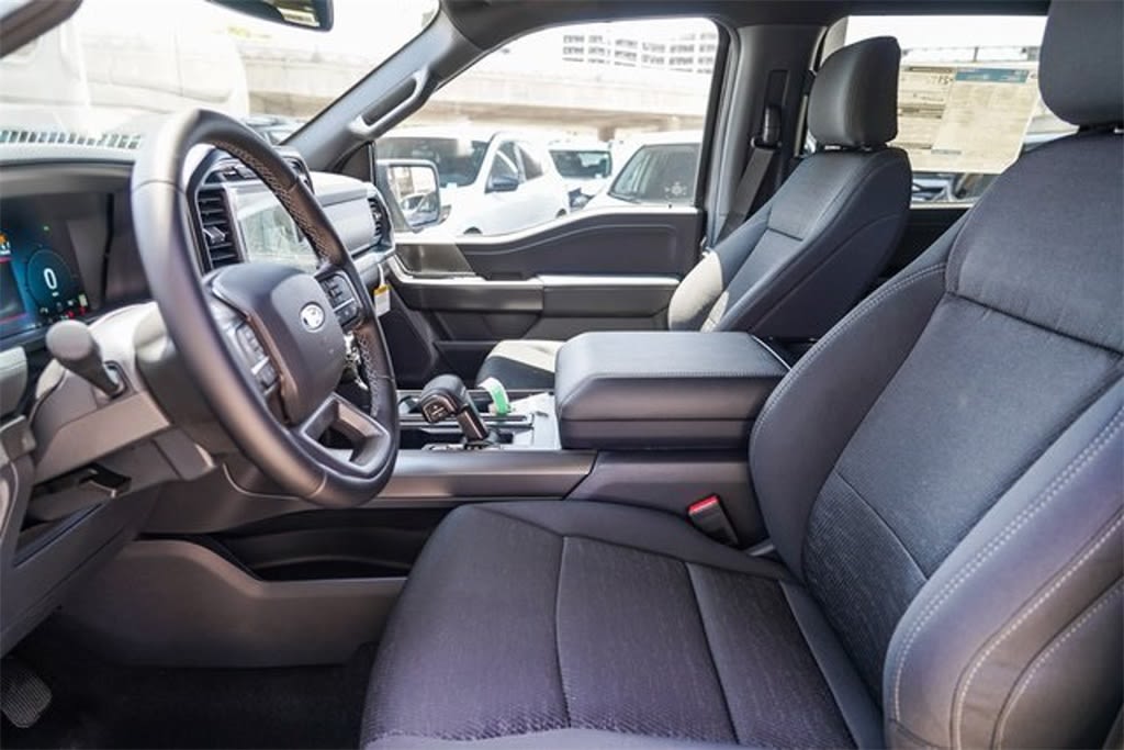 2024 Ford F-150 XLT 11