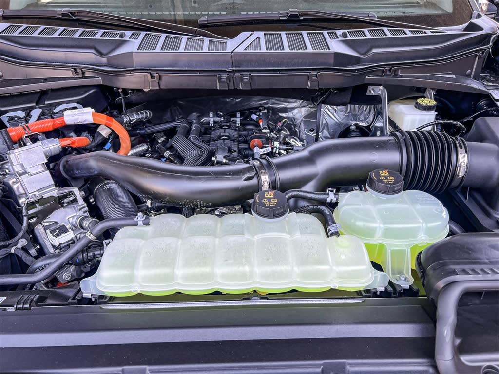 2024 Ford F-150 XLT 8