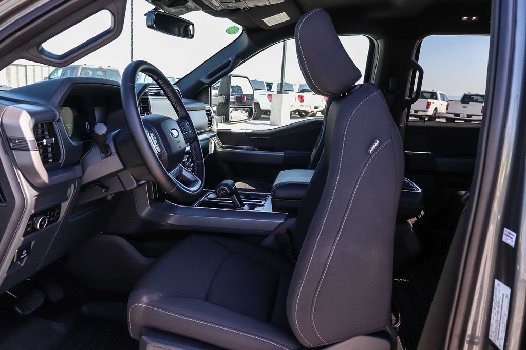 Thumbnail: 2025 Ford F-150 - 10