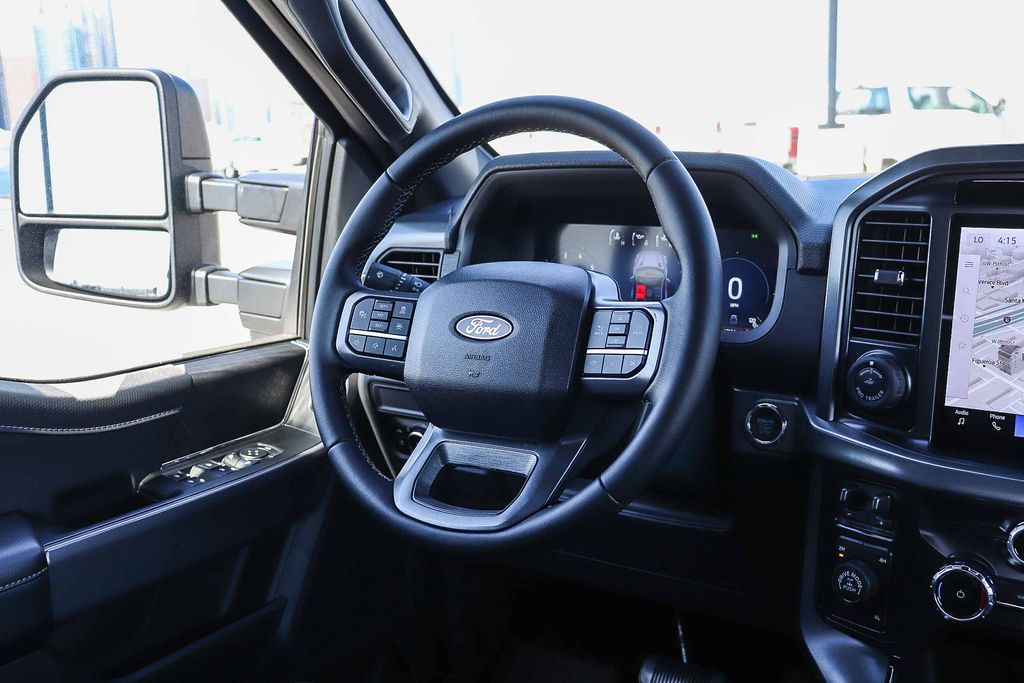 Thumbnail: 2025 Ford F-150 - 9