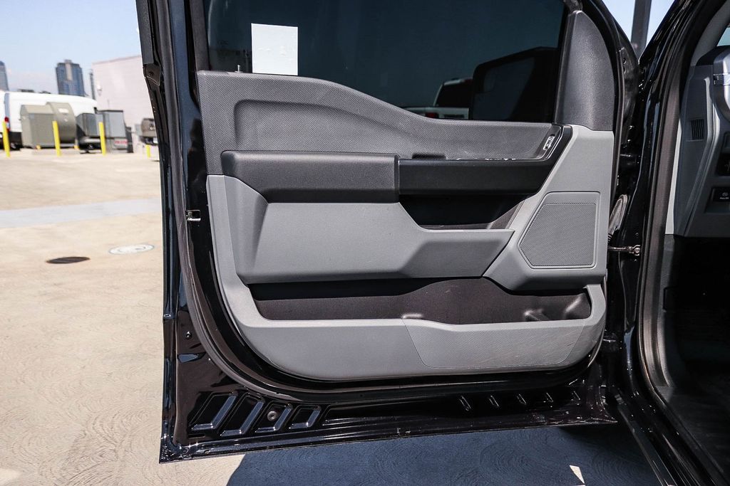 Thumbnail: 2023 Ford F-150 - 25