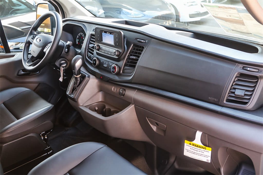 2025 Ford Transit Series 150 9