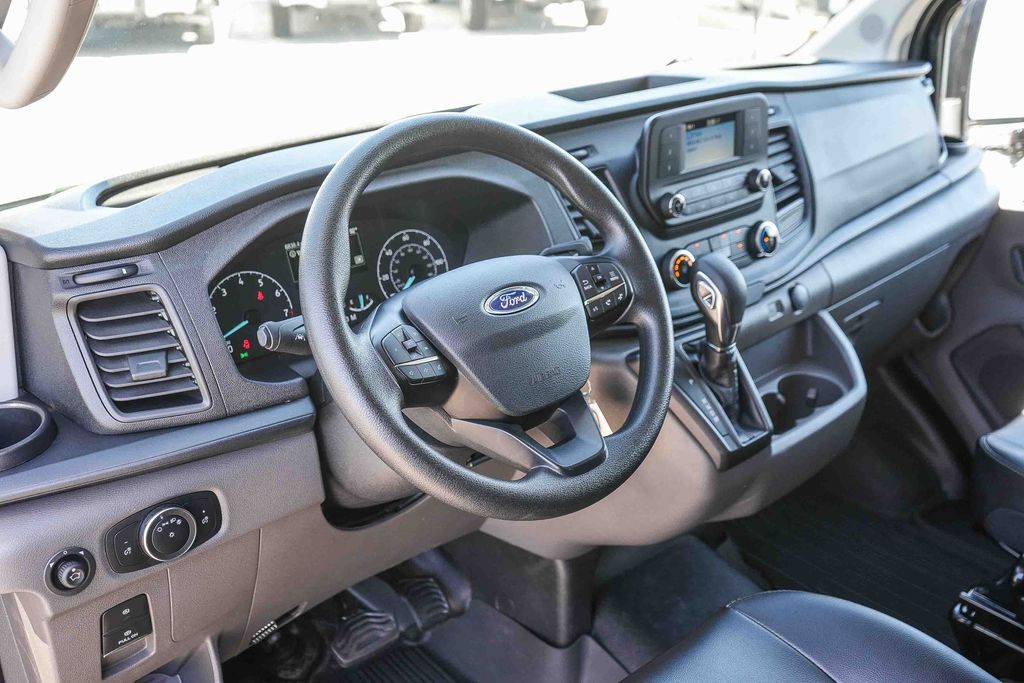 Thumbnail: 2025 Ford Transit Series - 2
