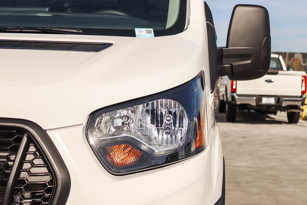 Thumbnail: 2026 Ford Transit Series - 18