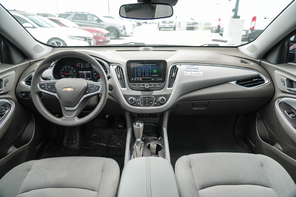 Thumbnail: 2020 Chevrolet Malibu - 2