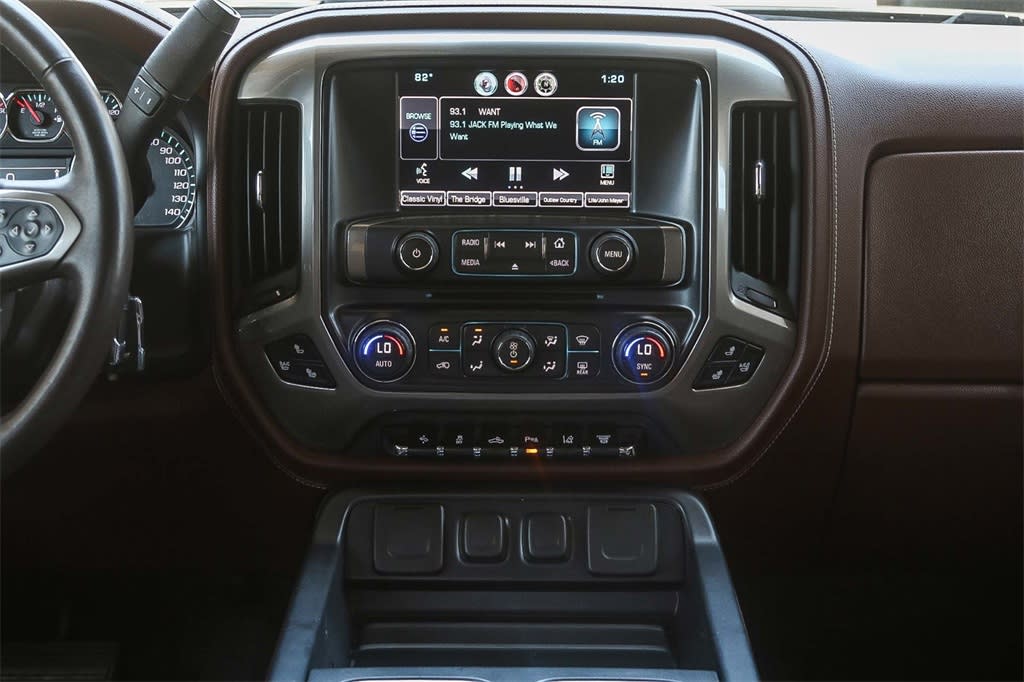 Thumbnail: 2015 Chevrolet Silverado 3500 - 13
