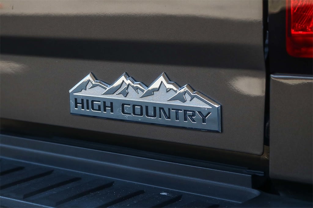 Thumbnail: 2015 Chevrolet Silverado 3500 - 6