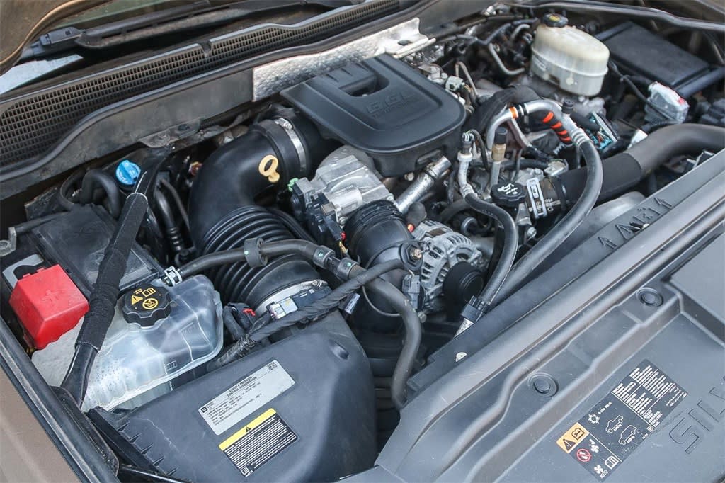 Thumbnail: 2015 Chevrolet Silverado 3500 - 32