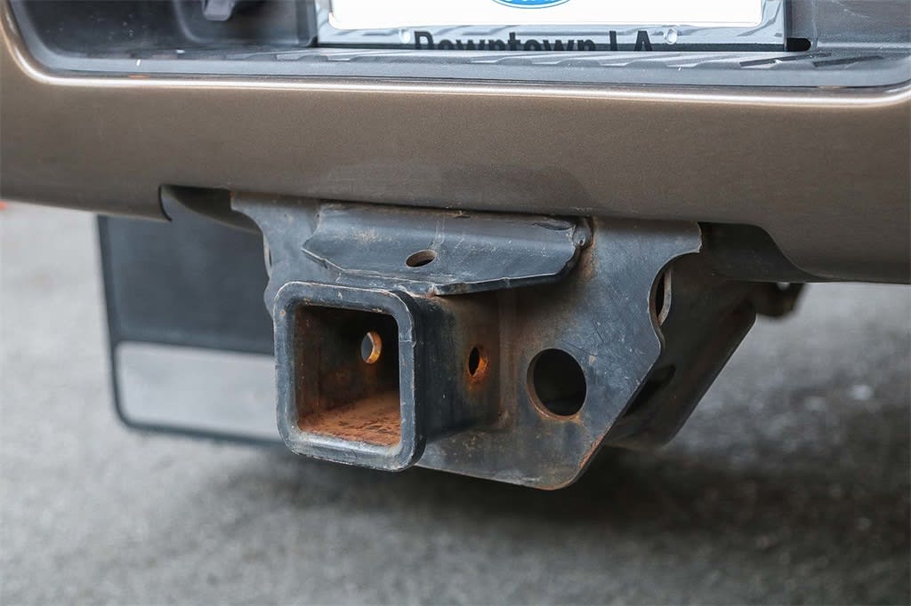 Thumbnail: 2015 Chevrolet Silverado 3500 - 22