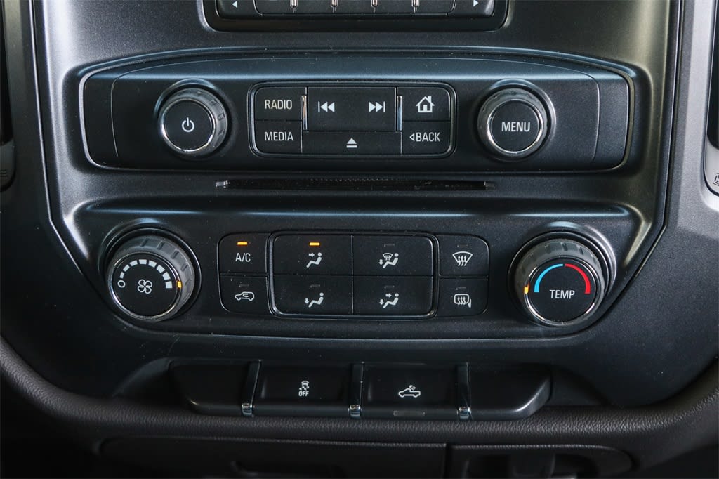 Thumbnail: 2015 Chevrolet Silverado 1500 - 23