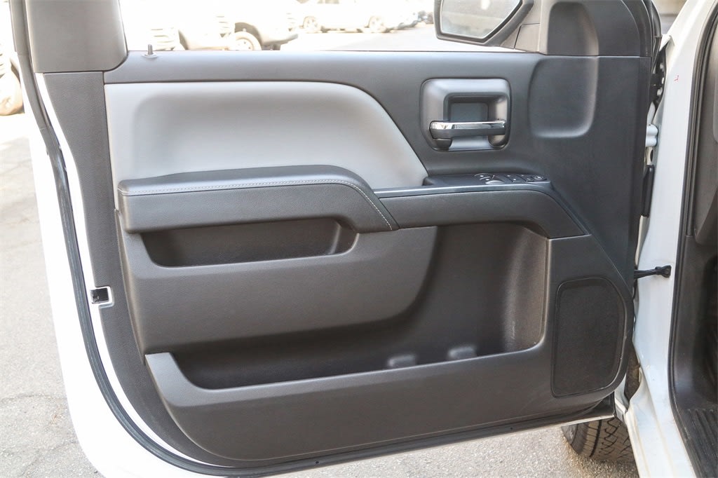 Thumbnail: 2015 Chevrolet Silverado 1500 - 25