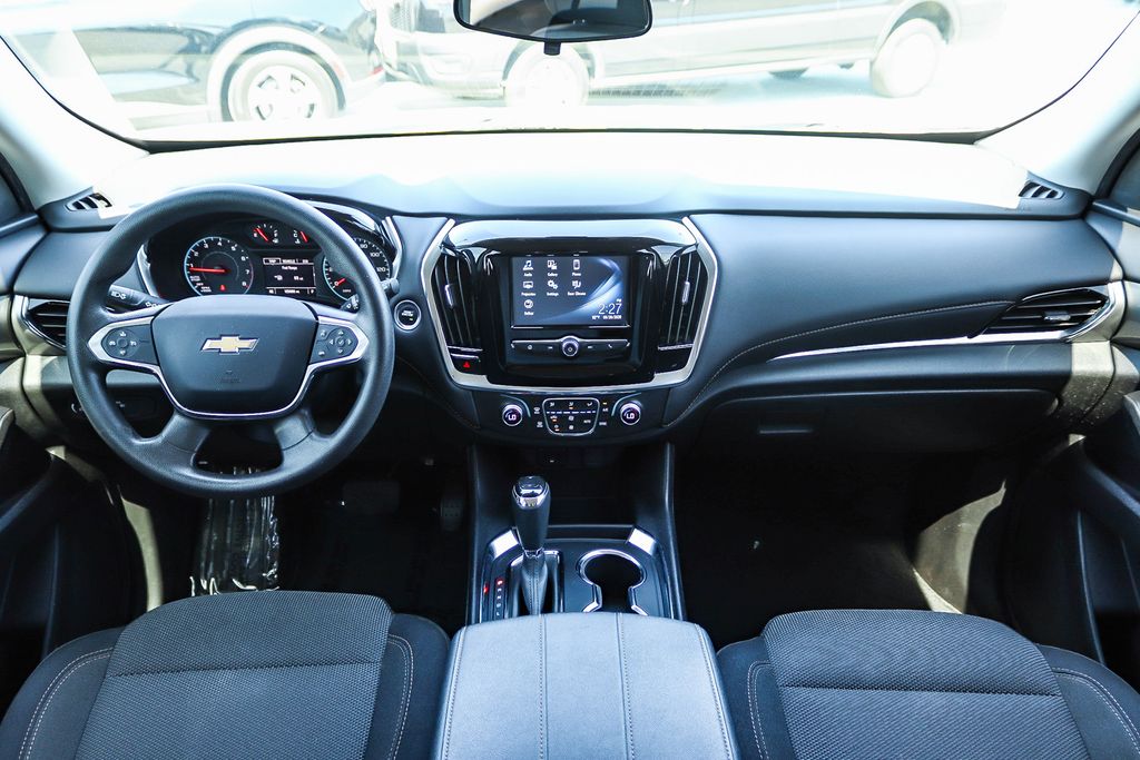 Thumbnail: 2019 Chevrolet Traverse - 2