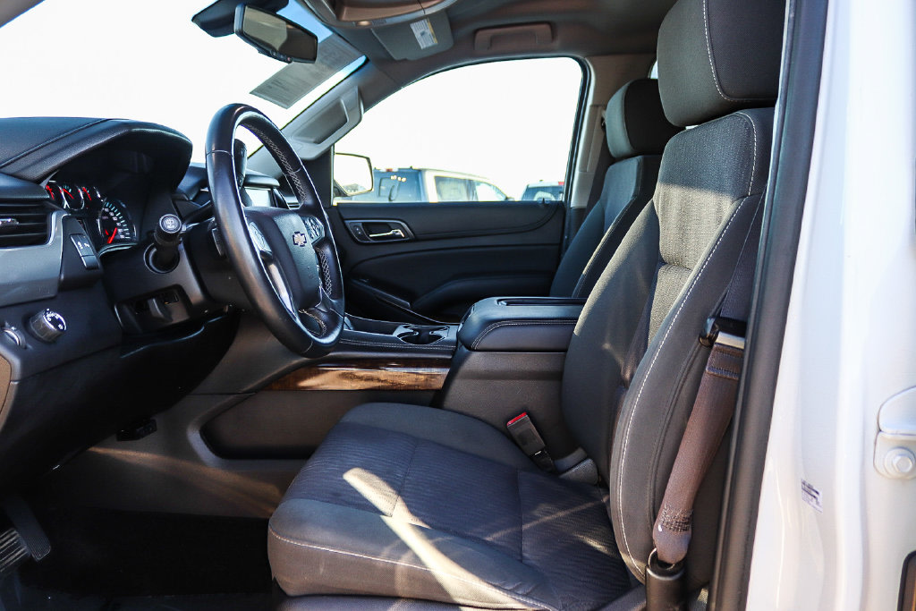 Thumbnail: 2016 Chevrolet Tahoe - 10