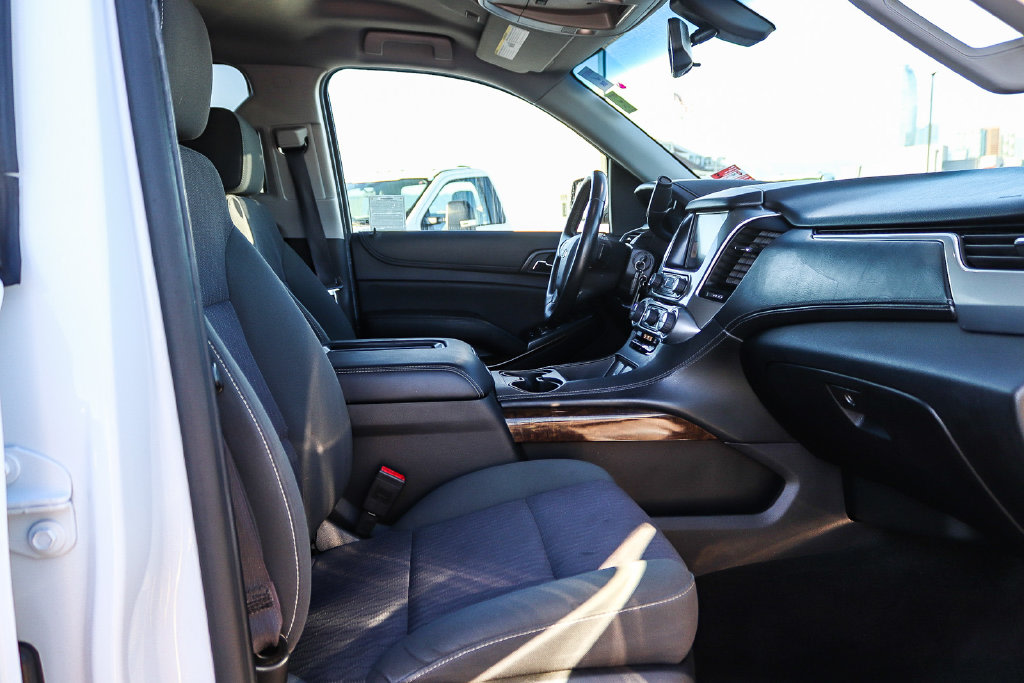 Thumbnail: 2016 Chevrolet Tahoe - 9