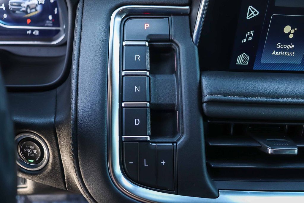 Thumbnail: 2022 Chevrolet Tahoe - 12