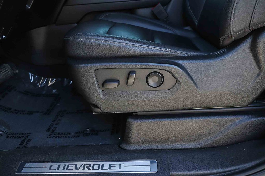 Thumbnail: 2022 Chevrolet Tahoe - 20