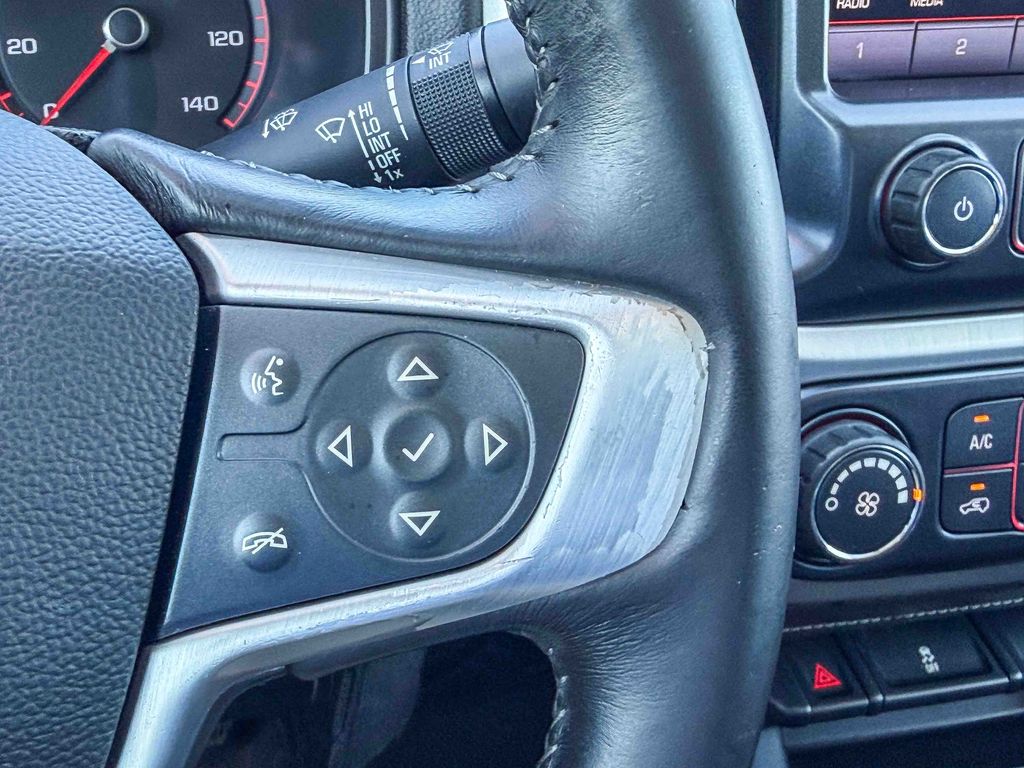 Thumbnail: 2016 GMC Canyon - 24