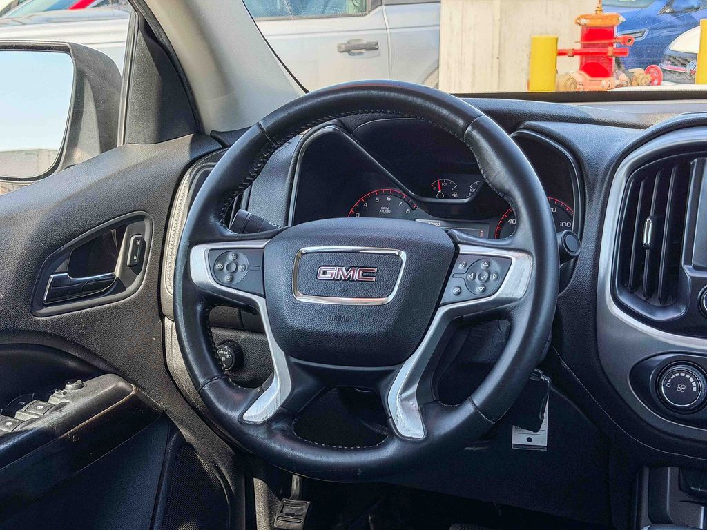 Thumbnail: 2016 GMC Canyon - 8