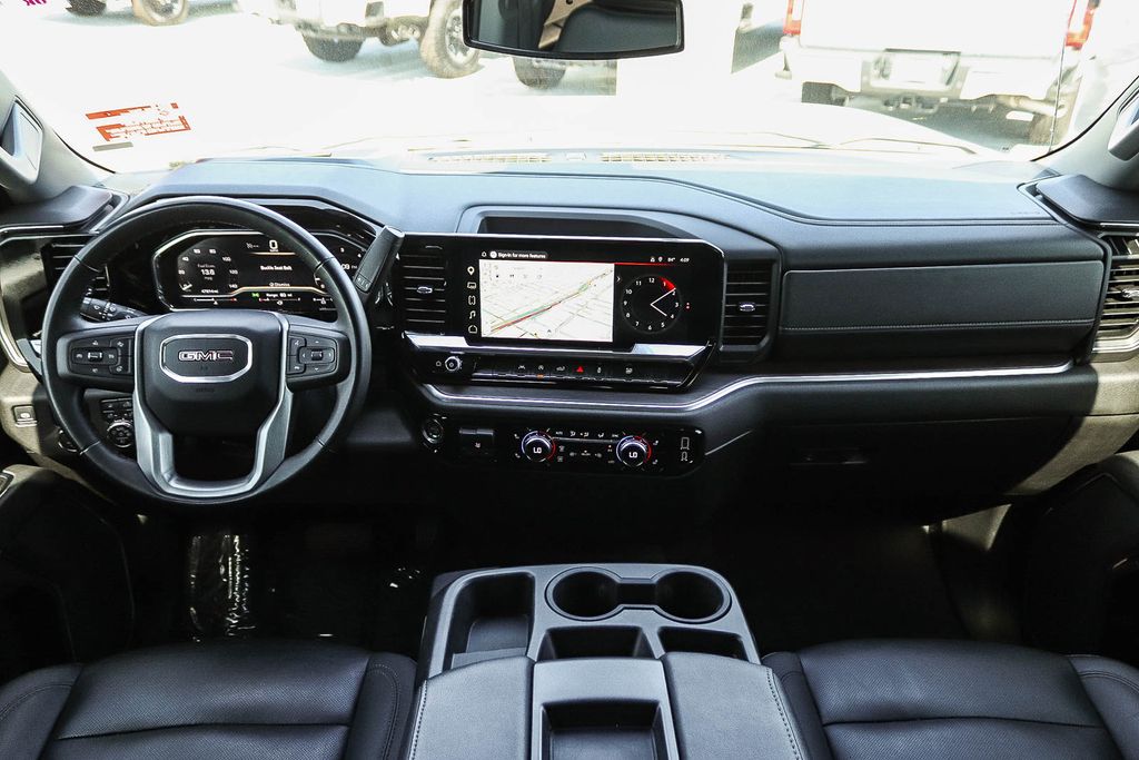 Thumbnail: 2025 GMC Sierra 1500 - 2