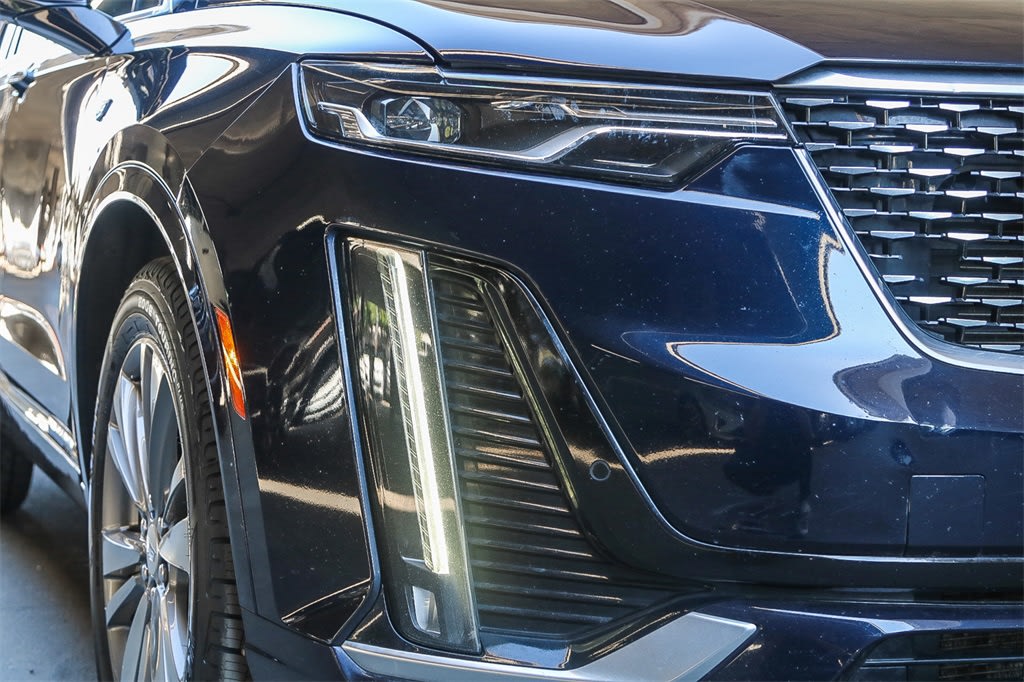Thumbnail: 2022 Cadillac XT6 - 6