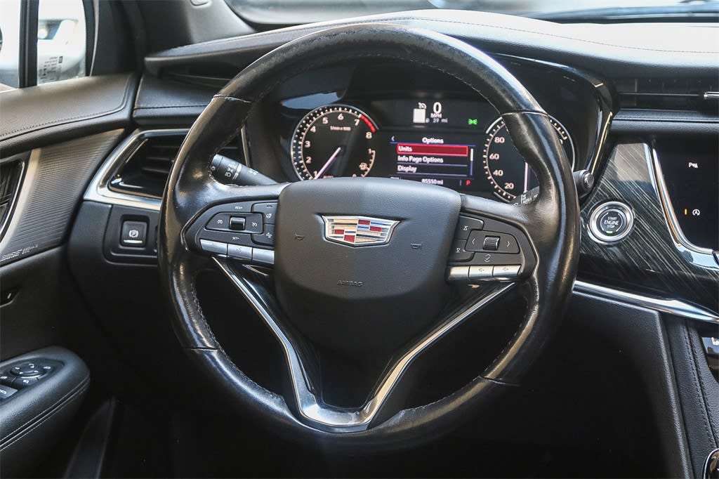 Thumbnail: 2022 Cadillac XT6 - 13