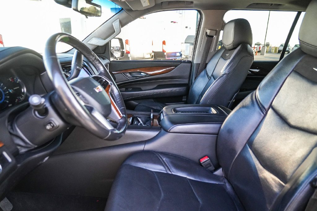 Thumbnail: 2019 Cadillac Escalade - 7