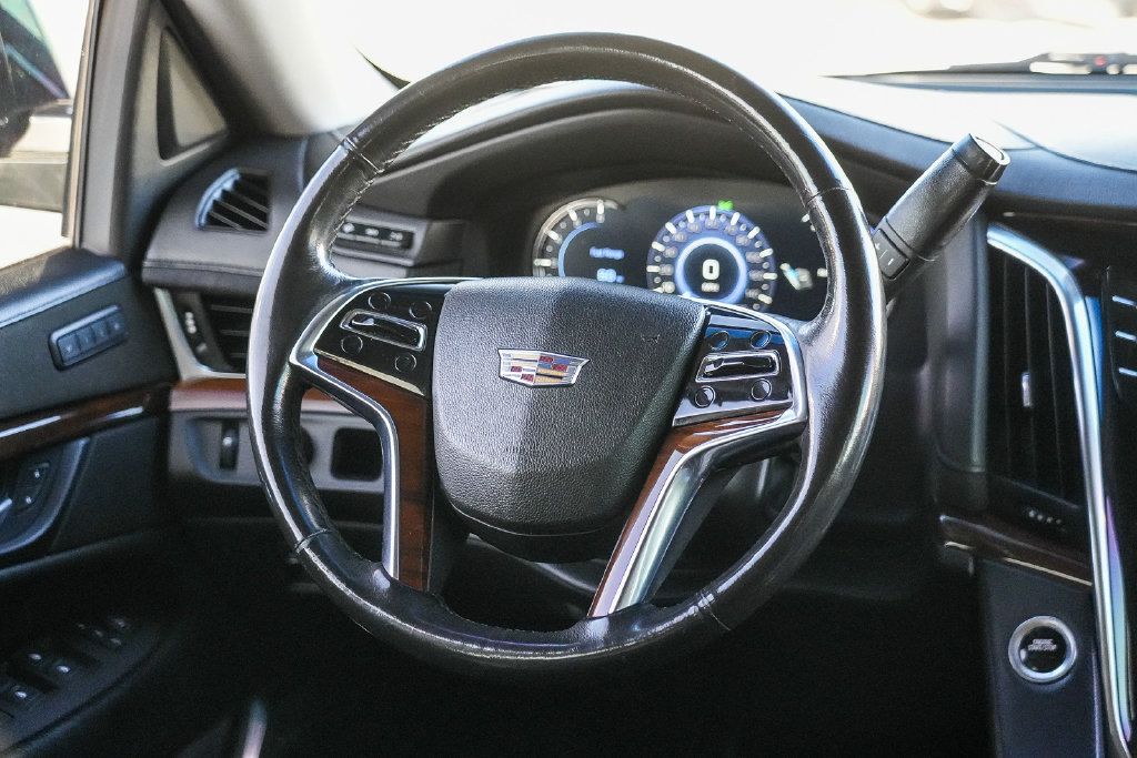 Thumbnail: 2019 Cadillac Escalade - 2