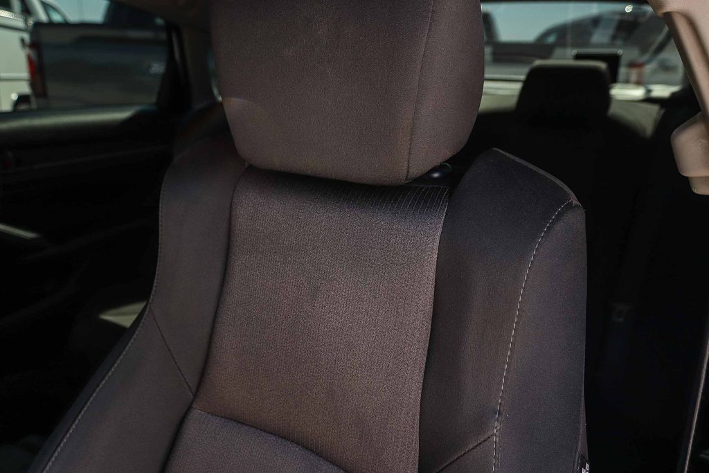 Thumbnail: 2018 Honda Accord - 28