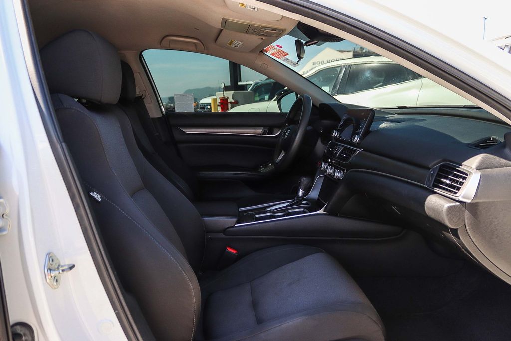 Thumbnail: 2018 Honda Accord - 10