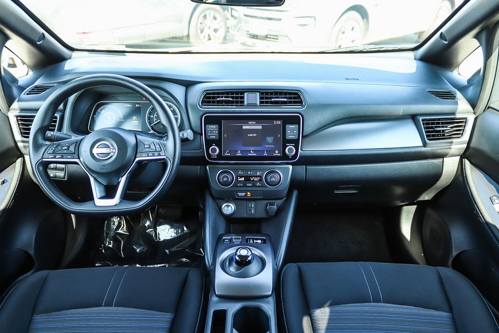 Thumbnail: 2025 Nissan Leaf - 2
