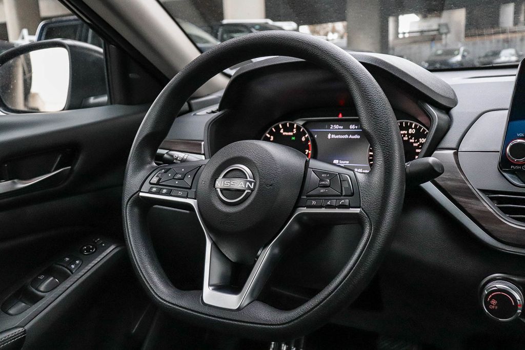 Thumbnail: 2024 Nissan Altima - 2