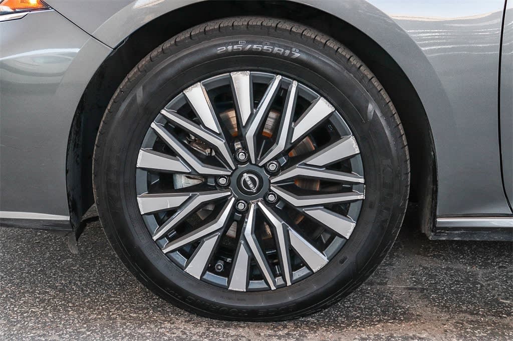 Thumbnail: 2024 Nissan Altima - 23