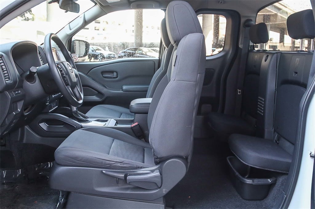 Thumbnail: 2023 Nissan Frontier - 22