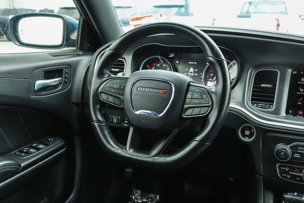 Thumbnail: 2022 Dodge Charger - 9