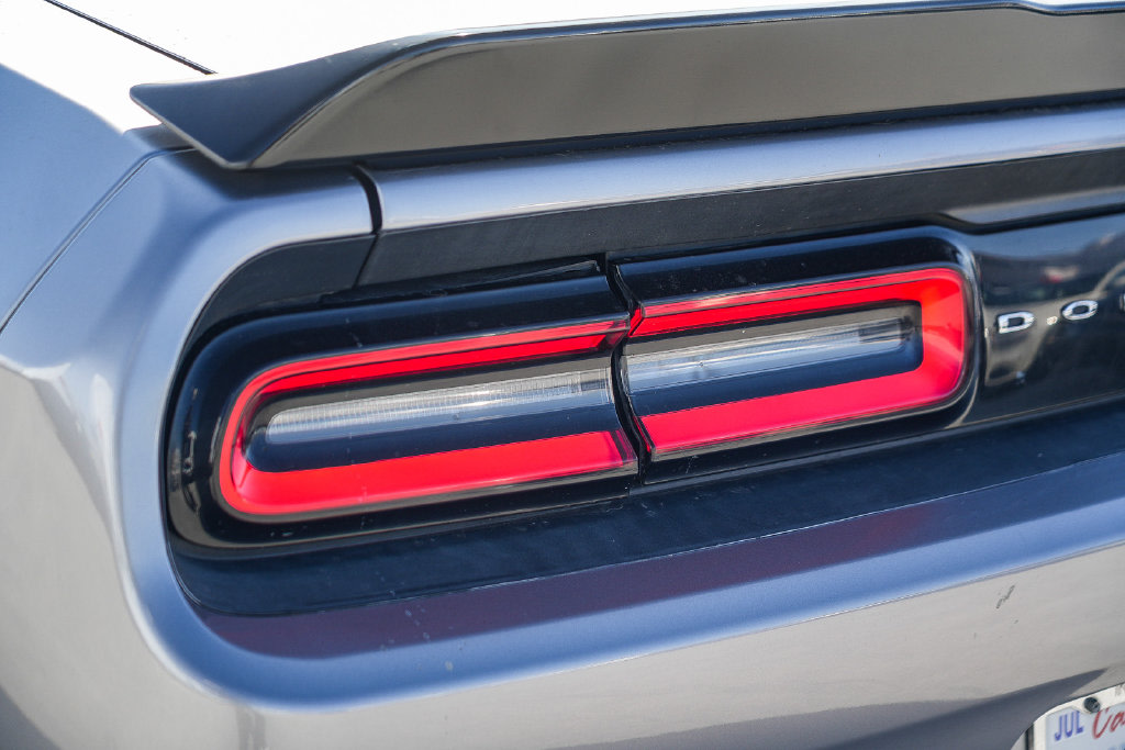 Thumbnail: 2016 Dodge Challenger - 18