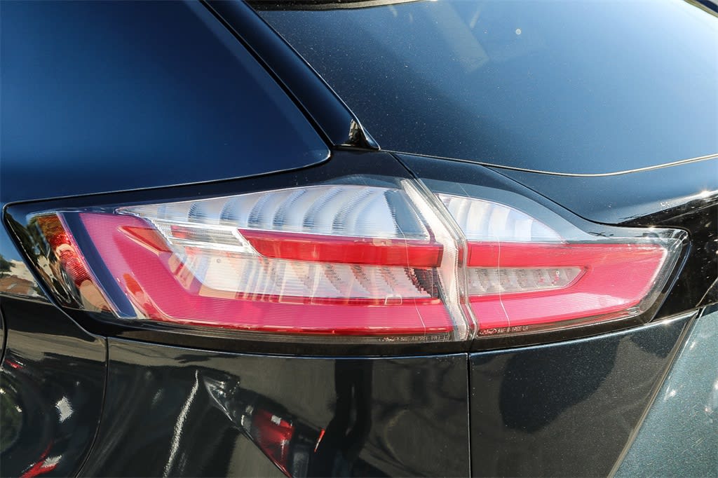 Thumbnail: 2023 Ford Edge - 21