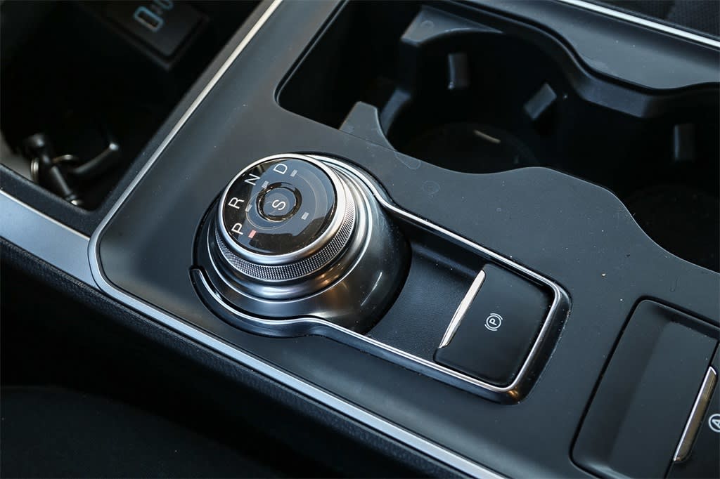 Thumbnail: 2023 Ford Edge - 14