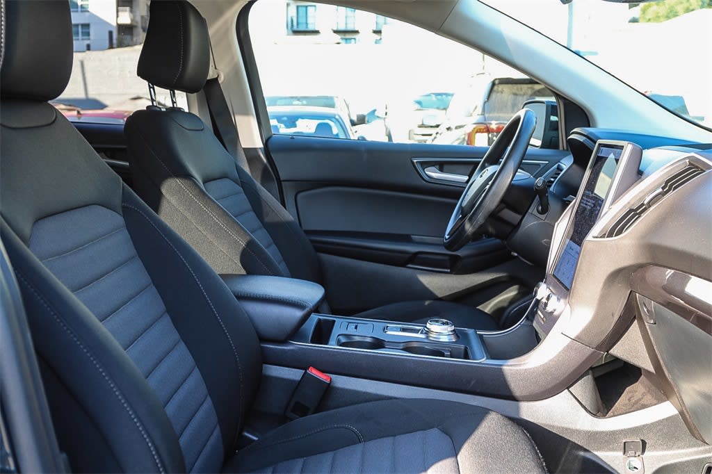 Thumbnail: 2023 Ford Edge - 9