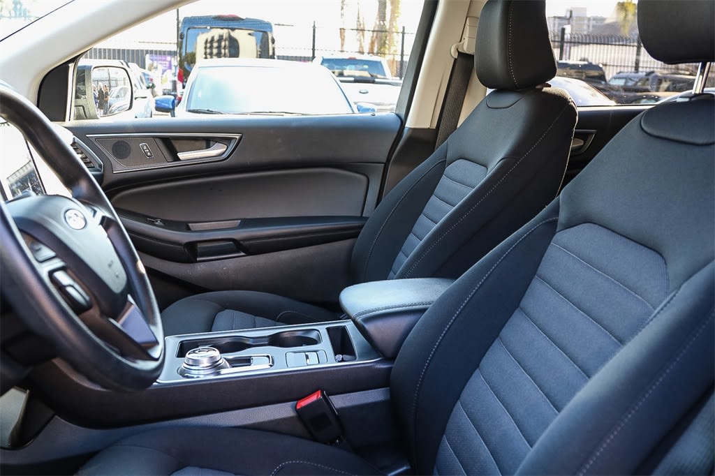 Thumbnail: 2023 Ford Edge - 10