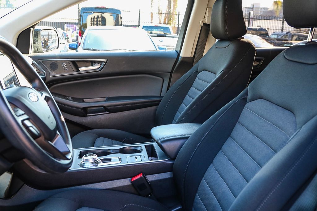 Thumbnail: 2023 Ford Edge - 10