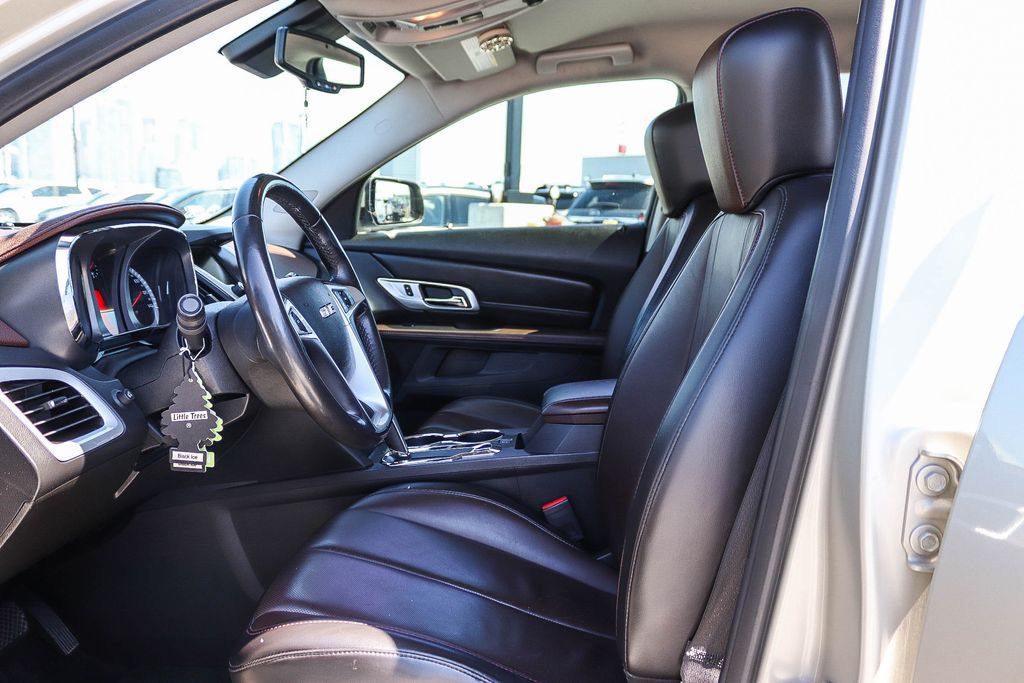 Thumbnail: 2015 GMC Terrain - 10