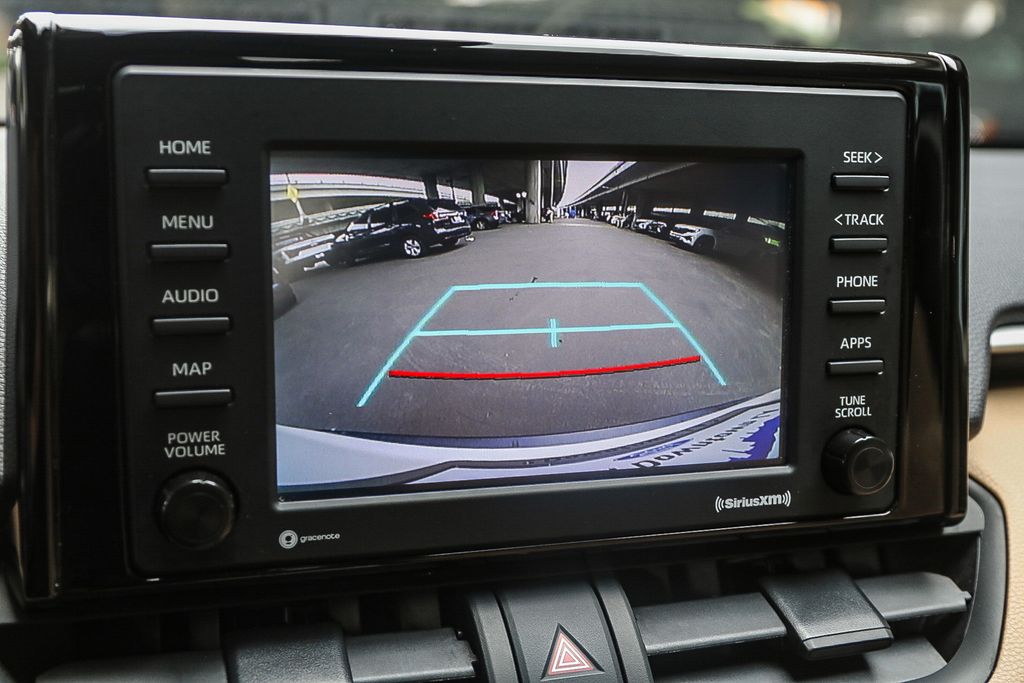 Thumbnail: 2021 Toyota RAV4 - 26