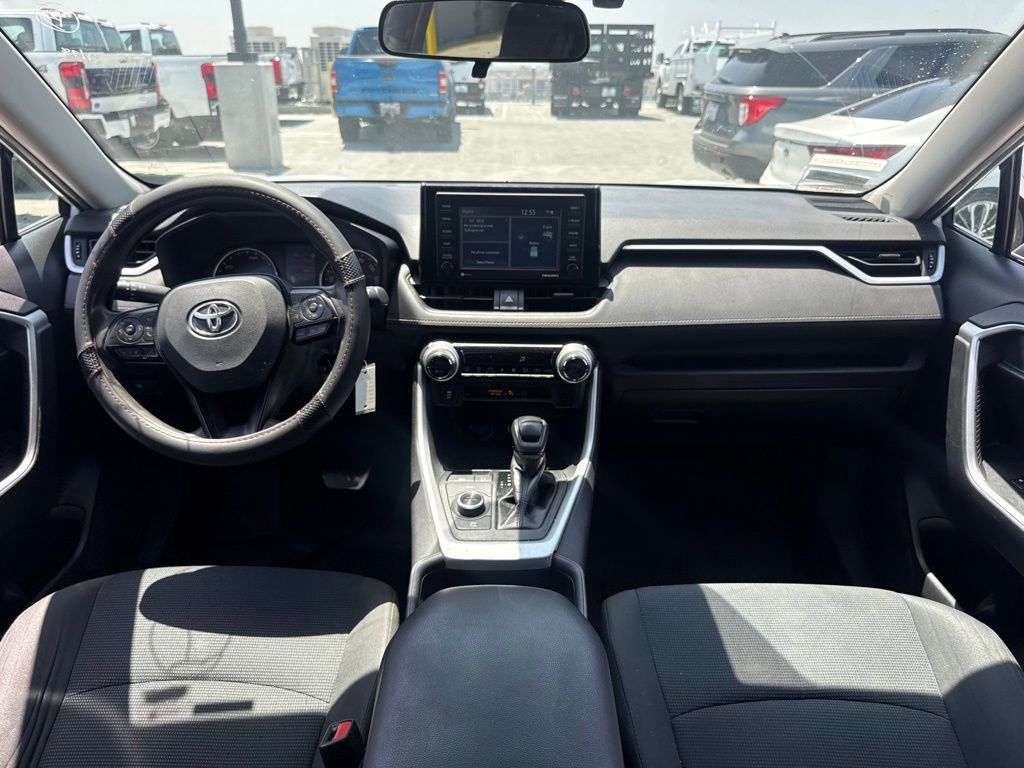 Thumbnail: 2020 Toyota RAV4 - 2