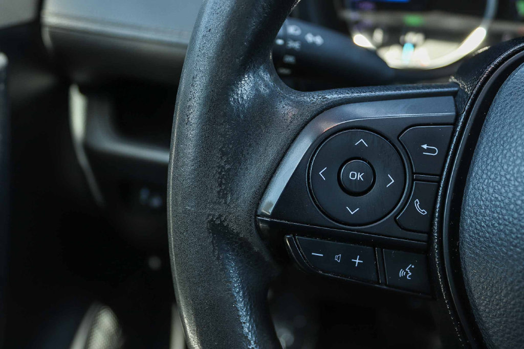 Thumbnail: 2020 Toyota RAV4 - 26