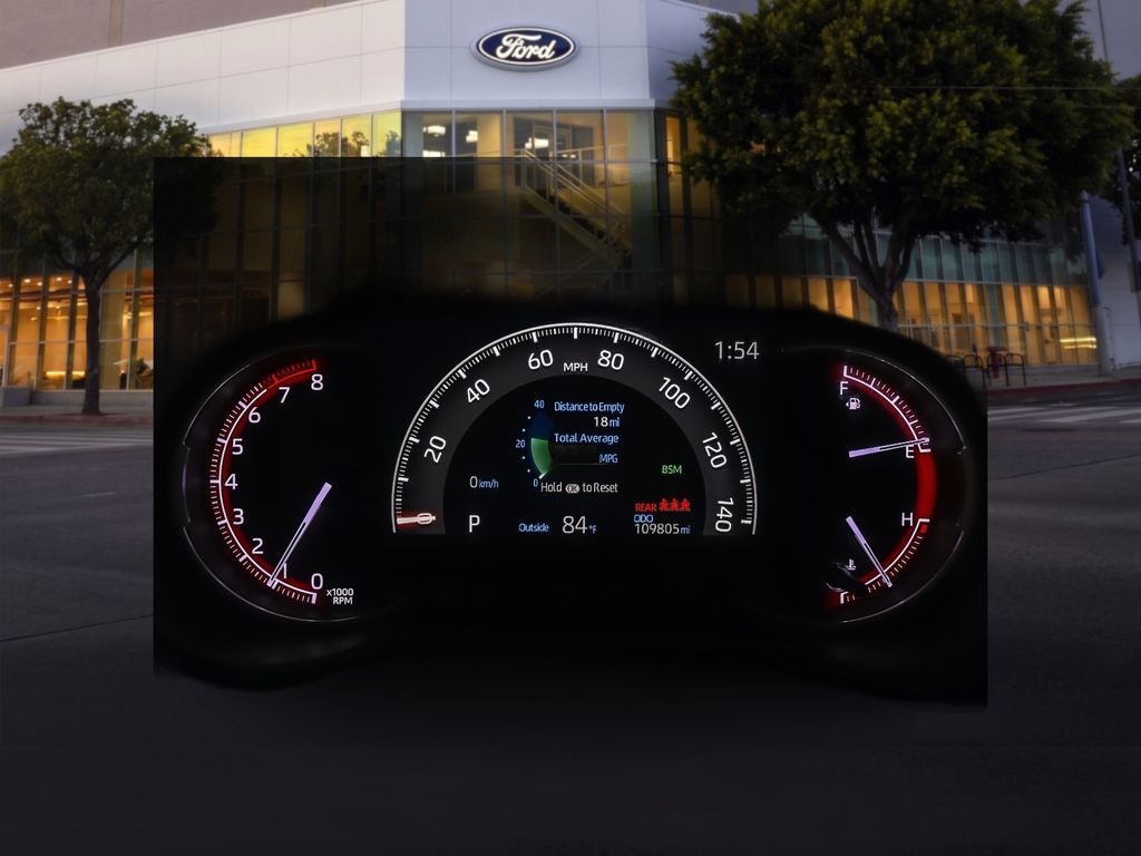 Thumbnail: 2021 Toyota RAV4 - 14