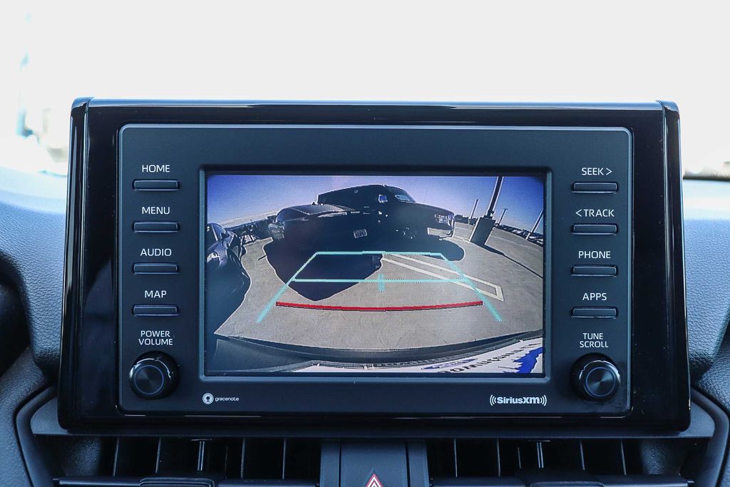 Thumbnail: 2021 Toyota RAV4 - 27