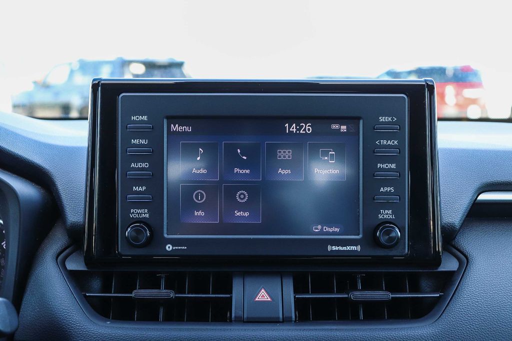 Thumbnail: 2021 Toyota RAV4 - 22
