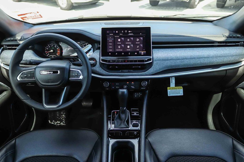 Thumbnail: 2023 Jeep Compass - 2