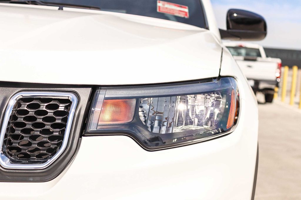Thumbnail: 2023 Jeep Compass - 19