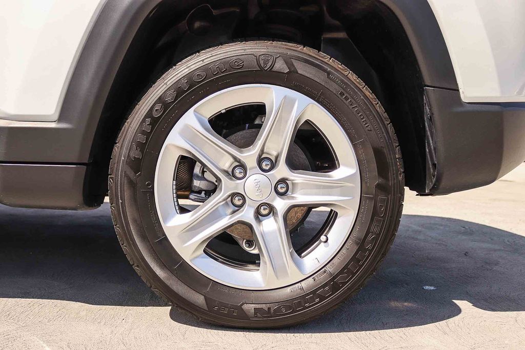 Thumbnail: 2023 Jeep Compass - 7